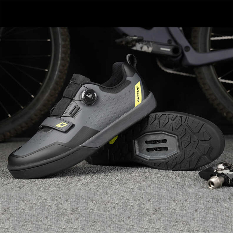 Cycling Shoe Insoles - حذاء رجالي AVITUS مع 2-Bolt SPD