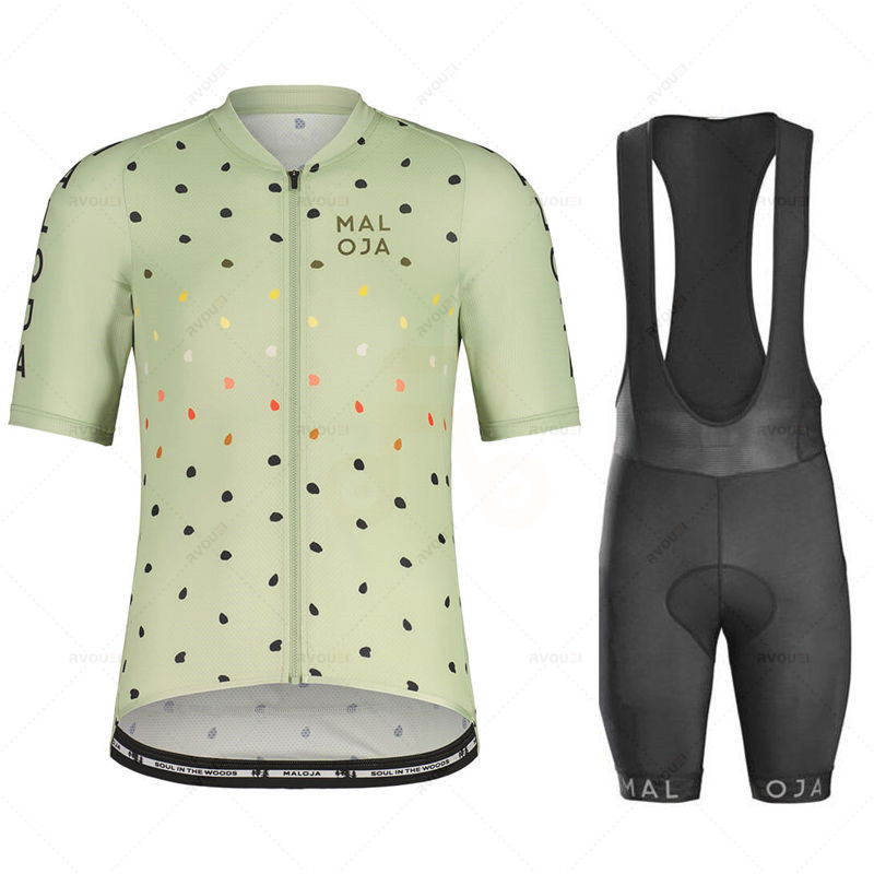 مجموعة ملابس ركوب الدراجات بأك - مراجعة Cycling Gear Leaderboard وسعره